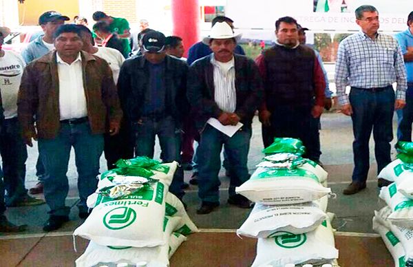 Fertilizante para más de 600 campesinos de San Juan ñumi