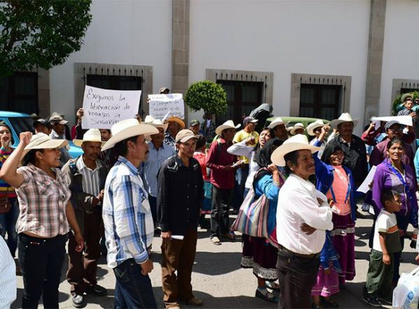 Antorchistas de Durango exigen cumplimiento a demandas por parte de Sagarpa 