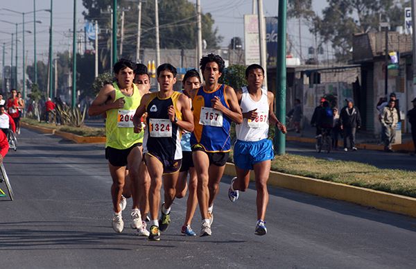 Primera Caminata en memoria del medallista olímpico Noé Hernández