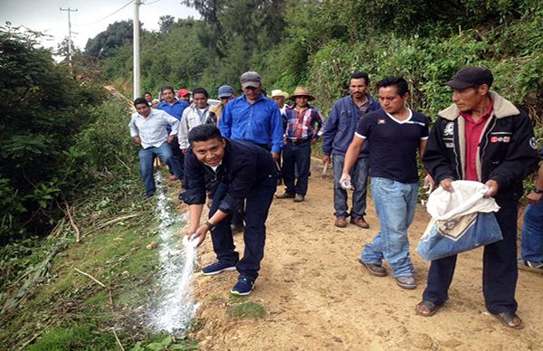 Inicia Antorcha obras por más de 1.3 mdp en Ozolotepec