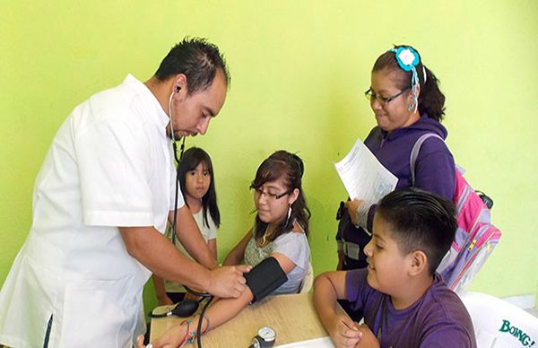 Lleva Antorcha jornadas de salud a colonias pobres