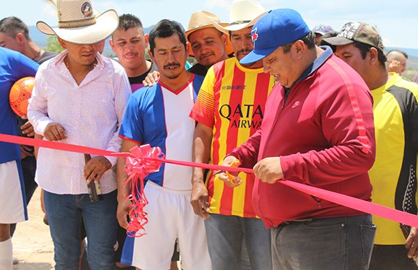 Inauguran más obras en Villa de Arriaga