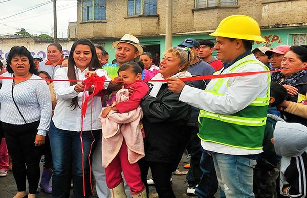  Ilumina Antorcha a más colonias de Chalco  