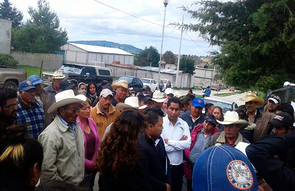 Antorchistas de Tlaxco defienden bachillerato de intereses sindicales