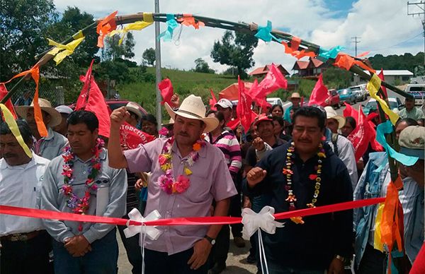 Continúa progreso en Chalcatongo de Hidalgo