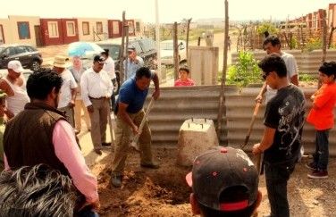 Con faenas, antorchistas mejoran las condiciones de vida en el fraccionamiento El Manantial