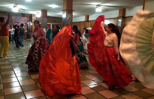 Antorcha fomenta el arte entre jóvenes universitarios de Toluca