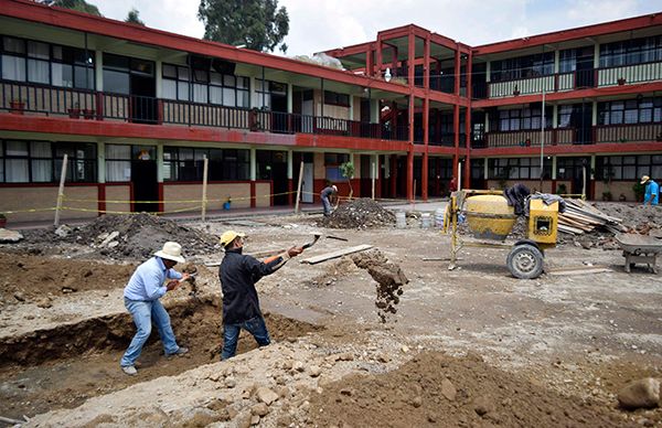 Alcalde de Texcoco se opone a construcción de obra escolar