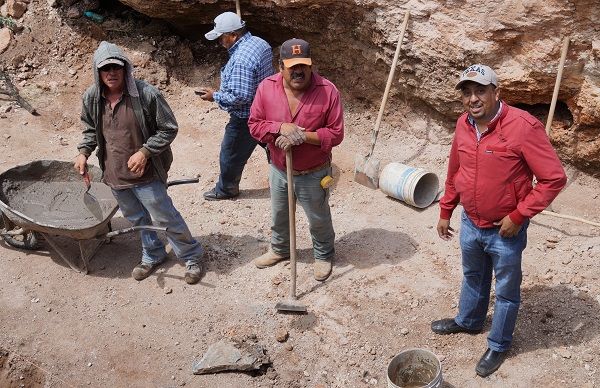 Edil de Villa de Ramos da respuesta a peticiones de la población con el arranque de tres obras.