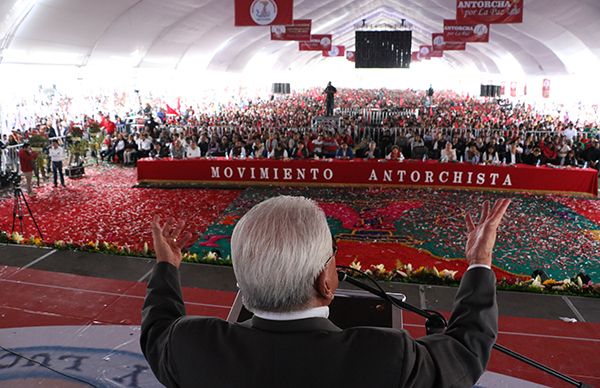 Educa Antorcha al pueblo pobre para conquistar el poder político