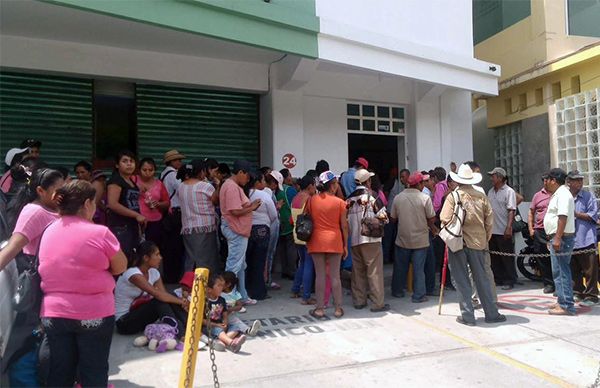 Logra Antorcha agua potable para Tlahuizapa