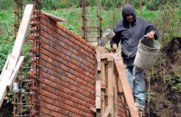  Avanza construcción de prepa 