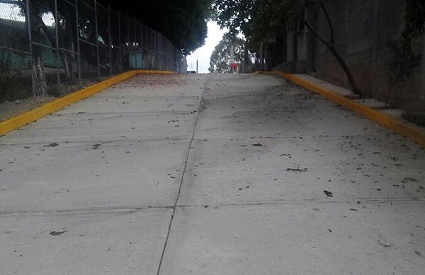  Antorcha pavimenta calle 