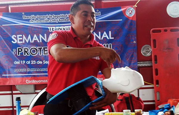 Protección Civil y Bomberos capacitan a trabajadores del ayuntamiento