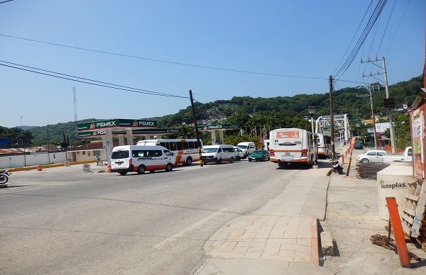 Policía Federal invalida concesiones y permisos estatales de transporte público.