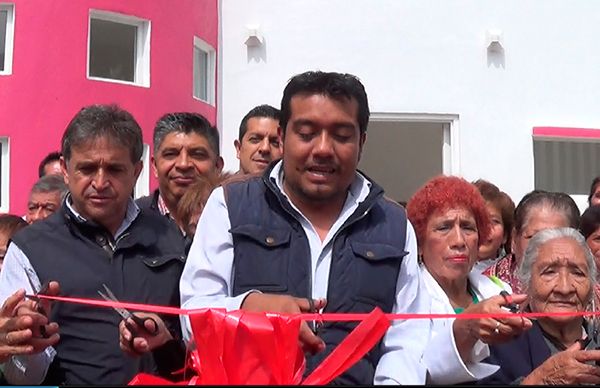  Inauguran otra casa para el adulto mayor