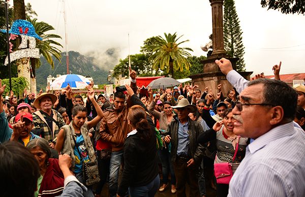 En San Bartolo Tutotepec predomina indolencia gubernamental