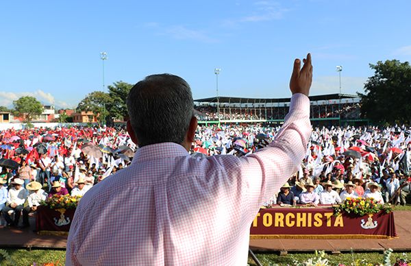 Antorchistas de Córdoba festejan 30 años