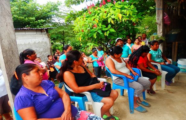 Por lluvias,  indígenas piden láminas  para autoconstruccón de vivienda.