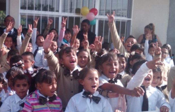 Inauguran dos aulas en la primaria Wenceslao Victoria Soto, de Zamora