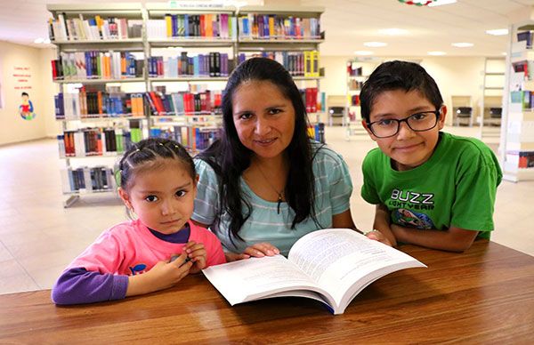 Biblioteca Amoxtlatiloyan, tres años fomentando la cultura