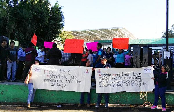 Antorcha Magisterial exige a la SEV pagos para maestros veracruzanos