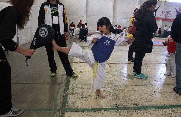  Nutrida participación en el primer torneo de Taekwondo