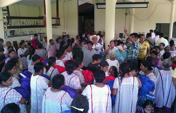 Marcharán antorchistas por cerrazón del alcalde de Tlacoachistlahuaca