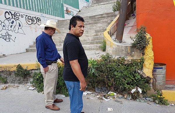  Atizapenses exigen mejoras para avenida Bicentenario