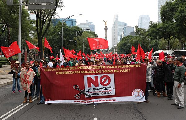 Antorcha inicia una lucha nacional para evitar recortes presupuestales 