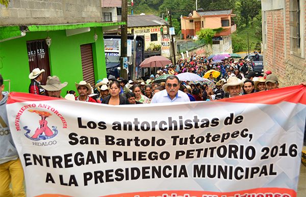 Regresarán antorchistas al ayuntamiento de San Bartolo