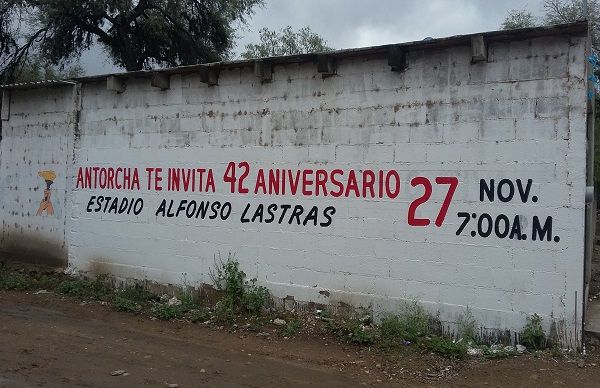 Antorchistas de Armadillo de los Infante, intensifican campaña de difusión para festejar el 42 aniversario de Antorcha