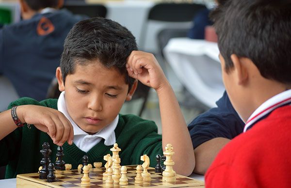 Antorcha y MECE organizan torneo de ajedrez en Chimalhuacán