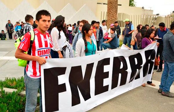  Gobierno insensible niegan apoyo a estudiantes