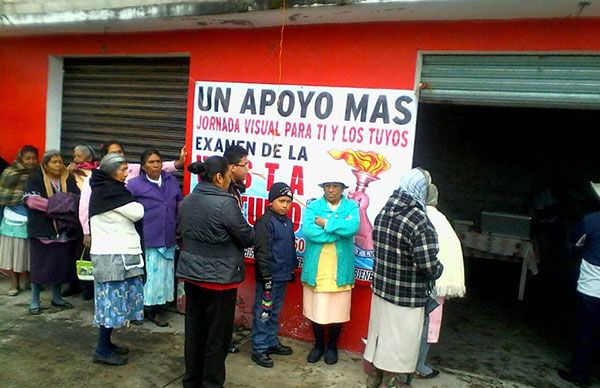 Llevan segunda Jornada de Salud Visual a Toluca