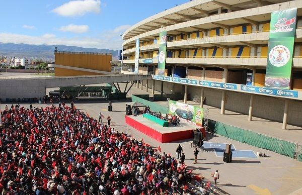 Antorcha conmemora 42 años de trabajo y lucha por los pobres de México.