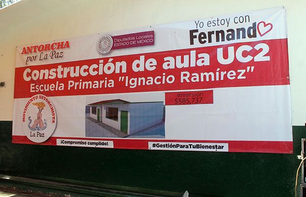 Fernando González combate rezago educativo en La Paz