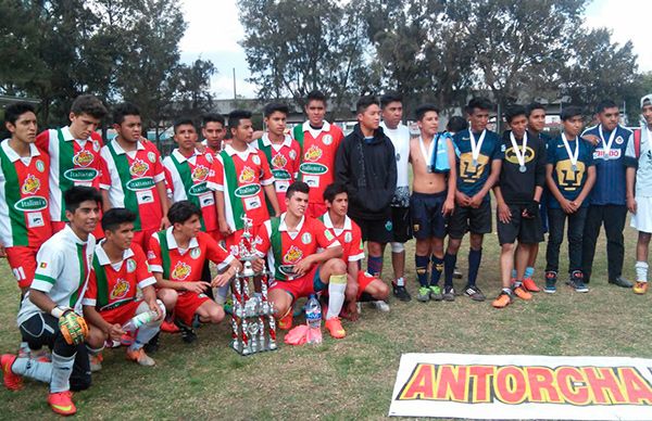 Antorcha llevó a cabo la final del Torneo de Fútbol Interprepas