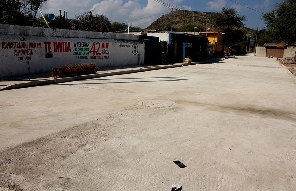 Finaliza con éxito la pavimentación de la calle V.Carranza en Villa Hidalgo