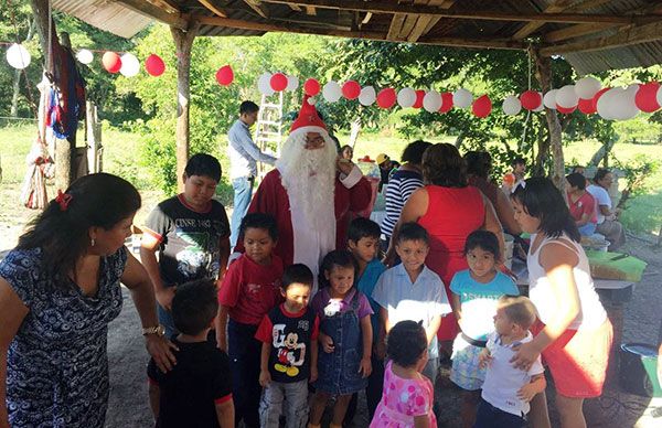 Celebra Antorcha posadas en colonias antorchistas de Tabasco