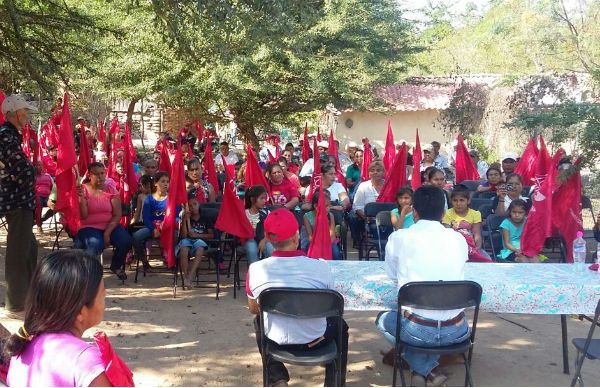 Cierra el año Antorcha inaugurando obras en Nayarit