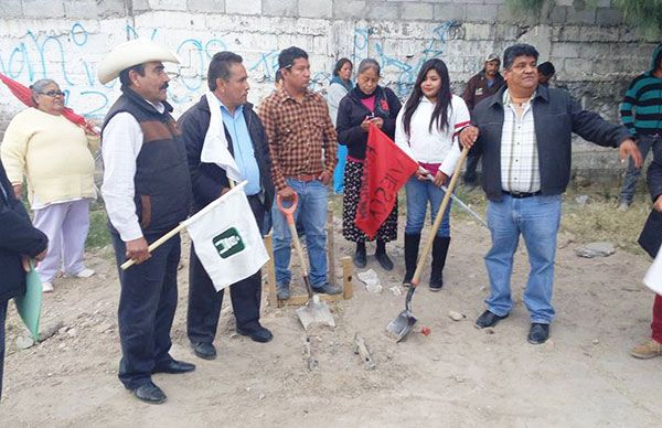 Arranque de obras en ejidos de Viesca