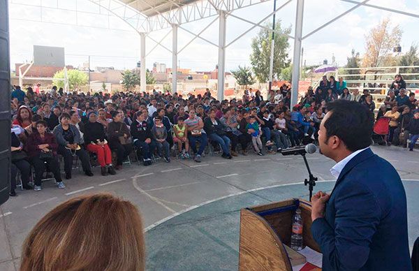 En marcha más obras escolares logradas por Antorcha y diputado 