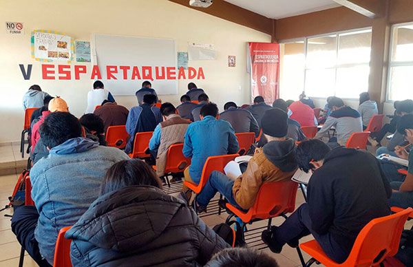 Realizan eliminatorias seccionales de Espartaqueada de Matemáticas