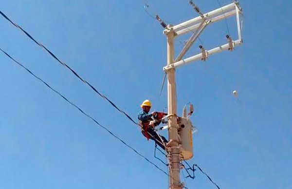 Avanzan en obra de electrificación 