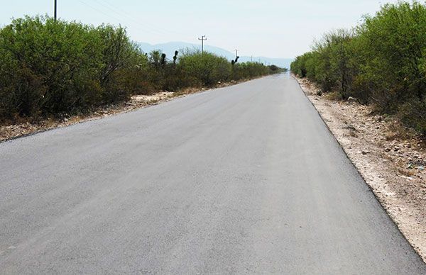 A punto de concluir reencarpetado de carretera 57- El Peyote