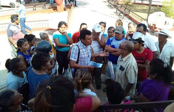 Entrega de pliego petitorio al Ayuntamiento de Ticul