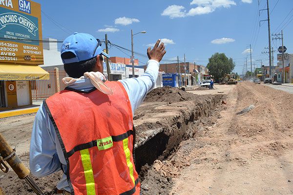 Termina 1ra.etapa de introducción de red de agua en La Estrella 