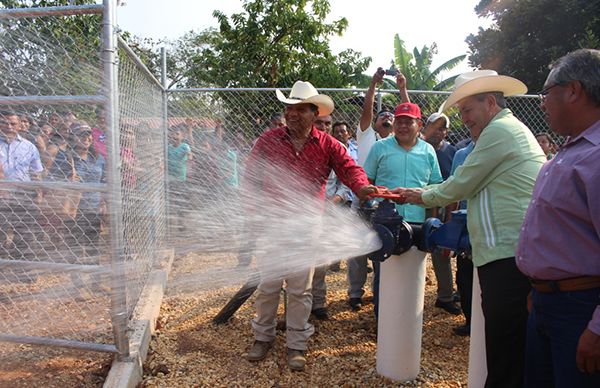 Antorcha inaugura obras de impacto social en Mecayapan