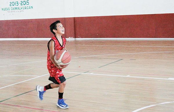 Basquetbolistas chimalhuacanos se preparan para clasificar a torneo nacional de Morelia 2017